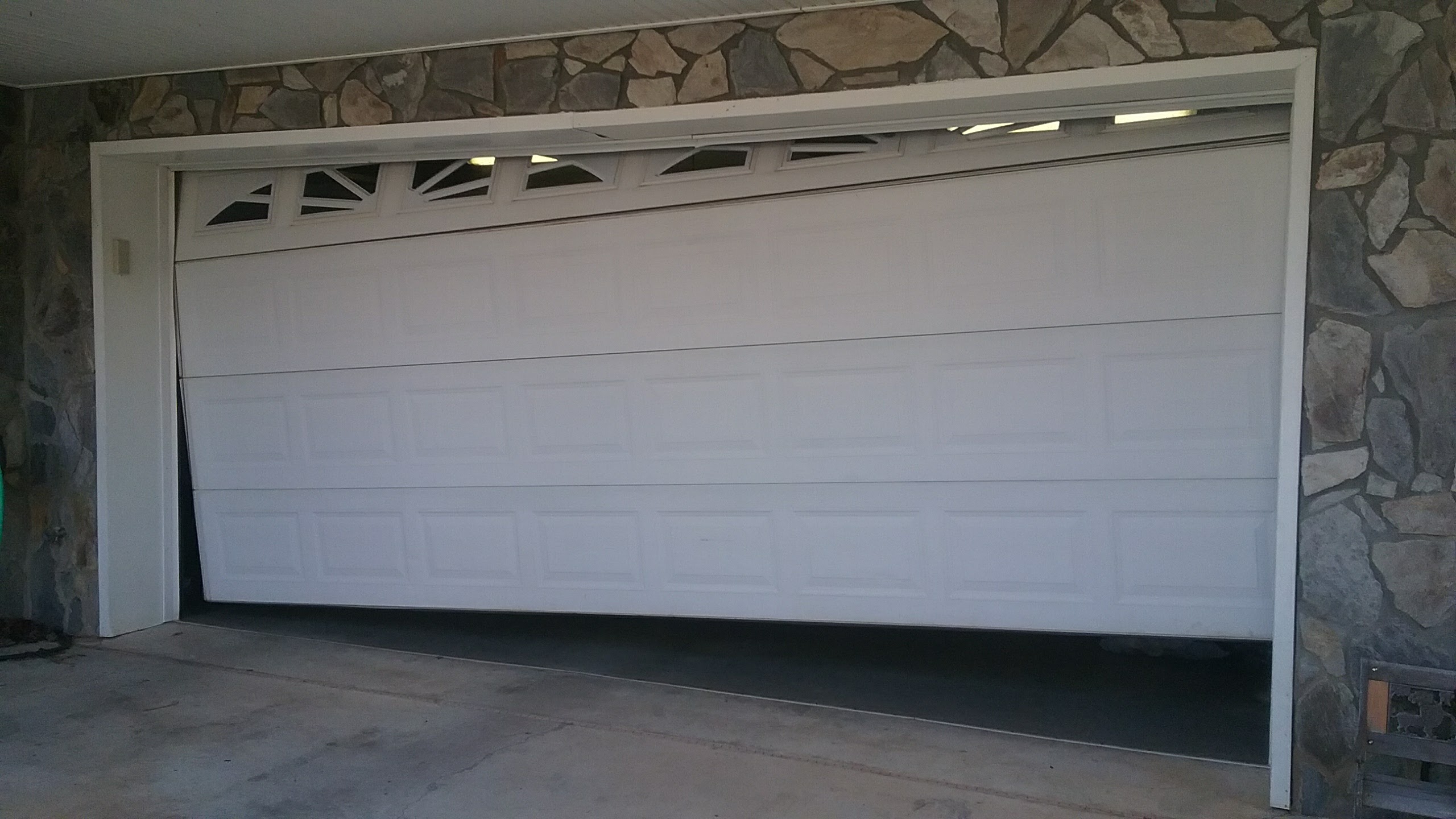 garage door company